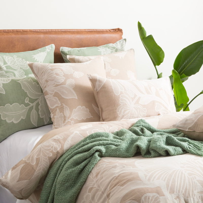 Elegant european pillowcase with a soft floral design, ideal for creating a sophisticated atmosphere.