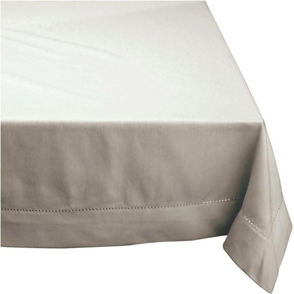 A stablecloth is designed to enhance dining experiences with elegance and warmth.