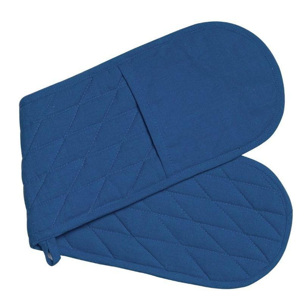 Stylish Manhattan Plain kitchen accessories in blue, featuring cotton double mitts, ideal for cooking with elegance and ease.