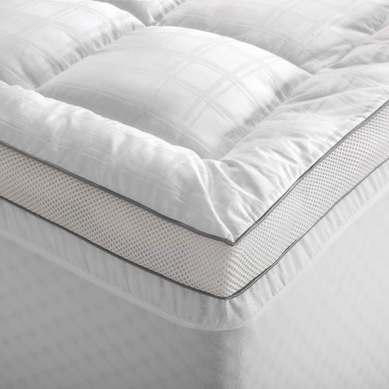 Accessorize Deluxe Hotel Mattress Topper | Australia